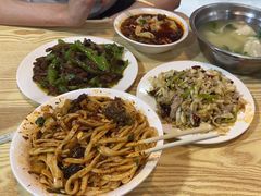 -王菊美食街·王菊面馆(总店)