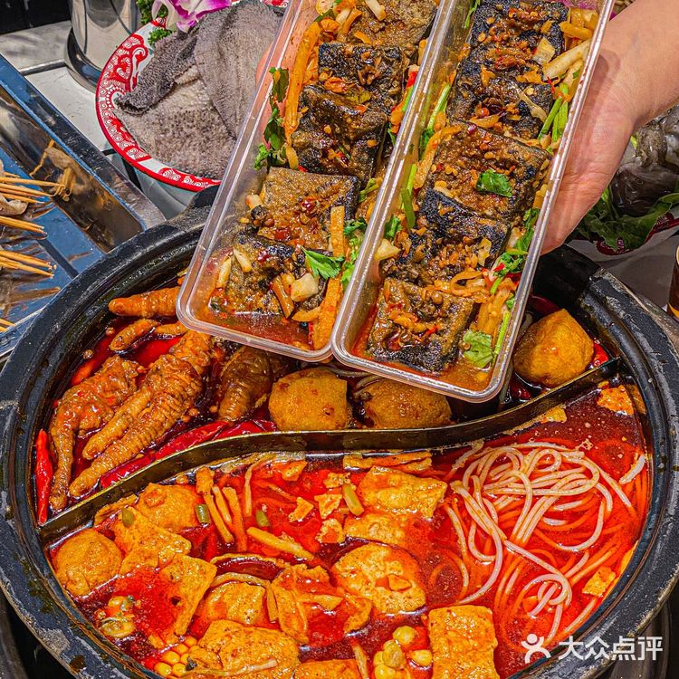 螺蛳粉火锅味儿太嘢‼️我真的愿意吃1000次