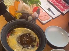 -呷哺呷哺(融创茂店)