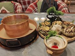 -慢丽江·云南野生菌土鸡锅(付家庄店)