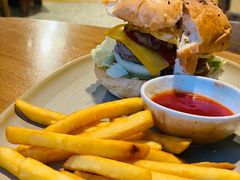 祖母至尊汉堡-G+KITCHEN(龙湖狮山天街店)