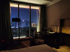 -广州天河希尔顿酒店