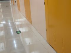 -安东易迷你自助仓储寄存仓库(草桥店)