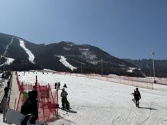 -鳌山滑雪度假区