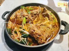 -运气牛自助酱大骨火锅(南京东路店)
