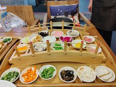 -双桥园·云南过桥米线(古城南门店)