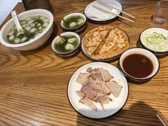 -李连贵酒家熏肉大饼(昆明街店)