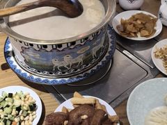 -蒙亨·手把肉·蒙古包文化主题餐厅(天恒广场店)