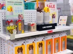 -line friends(明洞旗舰店)