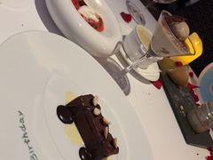 -AZUR聚(香格里拉饭店)