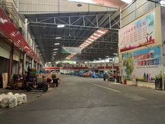 -曼阁市场水果批发市场