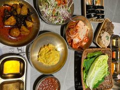 传统清酱汤-草家酱蟹炭火烤肉店(珲春南路一店)