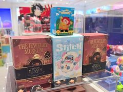 -名创优品(山东青岛华润万象城店)