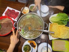 -乡土黄·鲜牛肉火锅·小龙虾(兴业街店)