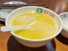 -老天桥酱肉烧饼夹肘子(天桥店)