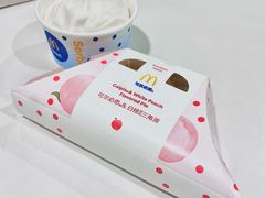 可尔必思白桃三角派-麦当劳(北沙滩店)
