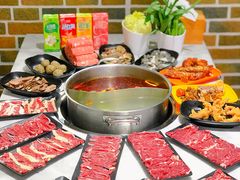-潮牛宴·鲜牛肉自助火锅烤肉(龙岩新罗万达店)