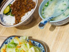 -巷仔内·台湾卤肉饭(七宝店)
