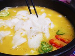 -香巴拉云南餐厅(华莱坞店)