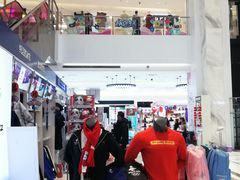 -资和信百货商场