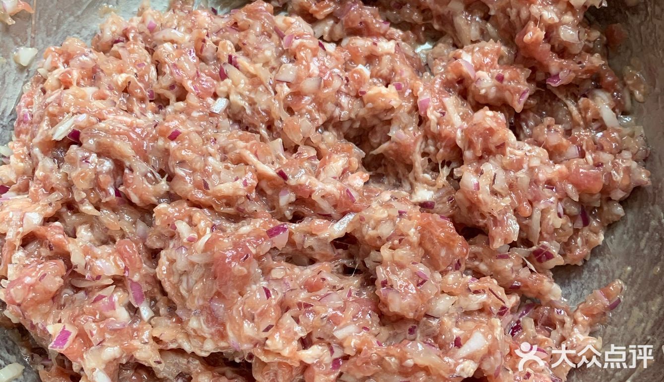 家里经常做肉馅饼当早餐吃，营养健康