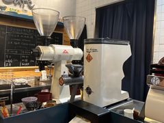 -Be Lived Cafe比例咖啡(摩天轮店)
