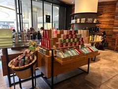 -星巴克臻选(深圳金光华店)