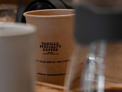 餐具摆设-Vanilla Specialty Coffee(八大关店)