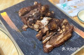 Cauldron-Braised Lamb Ribs