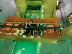 -蓝精灵乐园·世茂精灵之城主题乐园