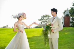 -雪中彩影婚纱摄影·微光艺术中心