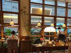 -银米·云南传统过桥米线(双廊黑金冠店)