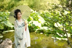 -一揽芳华汉服旗袍体验馆(拙政园店)