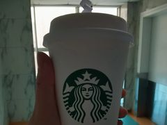 榛子味拿铁-星巴克(蔡伦路店)