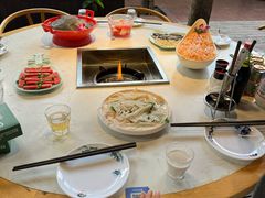 -二荆条·蜀鲜汇城市森林火锅