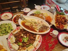 -鱼满舱·鲜活海鲜·正宗鲁菜