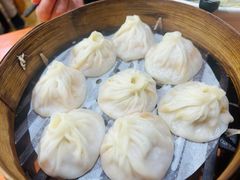 -莱莱小笼·乔艾