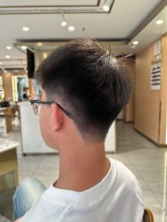 -一東造型烫发染发