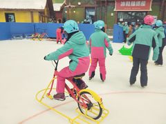 -长沙湘江冰雪世界