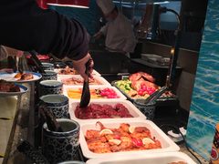 自助取餐区-咖啡苑自助餐厅·中国大饭店