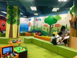 -莫莉幻想儿童乐园(武汉保利广场店)