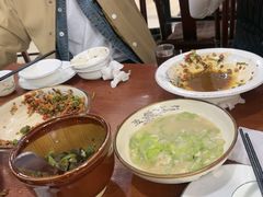 -湖南人家湘菜馆(镇江路店)