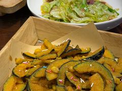 -那家老院子东北菜·饺子·小鸡炖蘑菇(艳华街店)