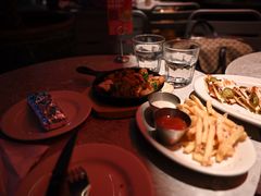 -Chili's Cafe&Bar奇利斯(滨江店)