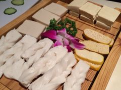 豆腐拼-滇釜火锅·能喝汤的火锅(车公庄店)