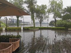 -饮湖威士忌鸡尾酒吧