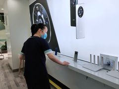 -荣耀授权专卖店(黄浦浙江中路店)