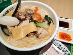 -蒙自源米线大王(东站店)