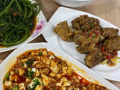 -洪霞餐馆