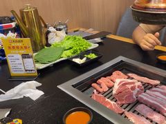 -臻牛烤肉